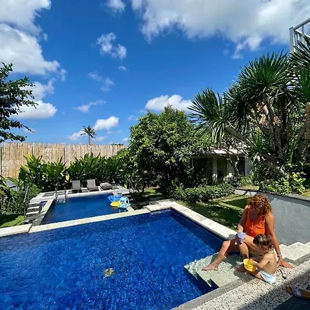 Private Suite In A Kids Friendly Big Shared Villa In Canggu
