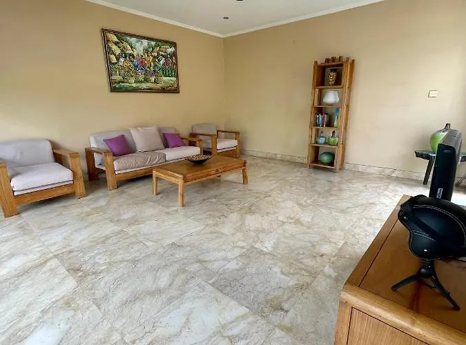 Private In A Kids Friendly Big Shared In Privatunterkunft Canggu